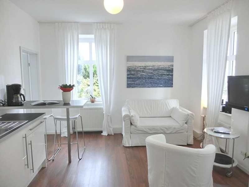 Ferienwohnungen in Bädervilla mit Ostseeblick Sassnitz Exterior foto